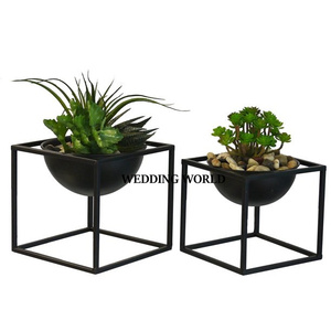 Nouvelle jardinière en métal avec support de qualité supérieure faite à la main nouvelle jardinière Pot en gros concepteur nouvelle jardinière en fer - Product Image 4