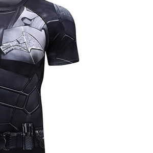 Camiseta de Compresión con Estampado de Batman para Hombre, Manga Corta, Cuello Redondo, Corte Ajustado, Secado Rápido, Diseño de Personajes de Estilo Urbano - Product Image 3