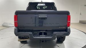 รถกระบะ TRD SPORT HV ปี 2025 ไมล์น้อย เกียร์อัตโนมัติ 8 สปีด 326 แรงม้า เครื่องยนต์ไฮบริด 2.4 ลิตร I4 326 แรงม้า - Product Image 5