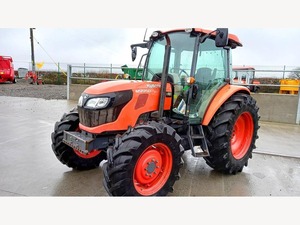 รถแทรกเตอร์ขนาดเล็ก Kubota มือสองเป็นรถตักดินขนาดเล็ก B2441 - Product Image 2