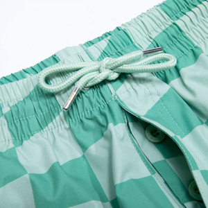 Shorts Bermuda pour Hommes en Toile 100% Coton Respirant et à Séchage Rapide avec Cordon de Serrage, Service OEM, Fabriqué au Pakistan - Product Image 4