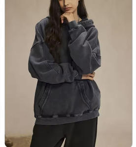 Sudadera con capucha para hombre de gran tamaño personalizada del fabricante con diseño de araña de diamantes de imitación estilo informal impresión digital de invierno - Product Image 2