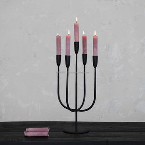 Centro de mesa de candelabros de metal multibrazo para grandes mesas de eventos de banquetes con portavelas e ideas de decoración floral - Product Image 1