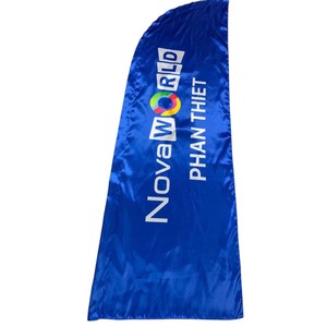 Bandera de Plumas Estilo Pennant con Asta de Aluminio, Impresión Digital en Poliéster, Pancarta Promocional Resistente para Deportes y Juegos - Product Image 6