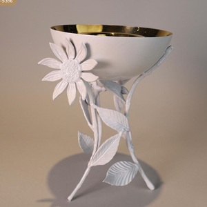 Difusor de incienso en quemador de Bakhoor de plata de Metal de alta calidad Incienso árabe Diseño de lujo metálico Cuenco decorativo y quemador - Product Image 5