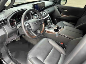 TO-YOTA LAND J300+3.5 V6+ARMORED+GEPANZERT+B6/VR7+415HP+AUTOMATIC TRANSMISSION d'occasion 2023 - Product Image 2