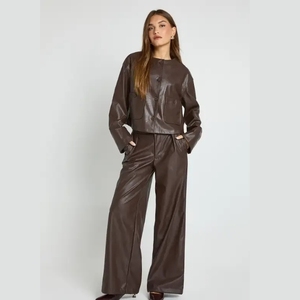Leggings en cuir véritable tendance 2025 pour femmes, taille haute, respirants, écologiques, tissés en satin, entièrement personnalisés avec logo sur mesure - Product Image 6