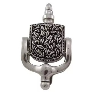 Aldaba de puerta de Metal hecho a mano moderno, accesorio de lujo pulido antiguo para puertas y ventanas, artículo de cerradura de puerta moderno y elegante - Product Image 1