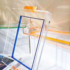 Plateau en acrylique au design unique pour les desserts et le service des aliments, parfait pour l'affichage des restaurants et les accessoires de la maison ou de l'hôtel - Product Image 2