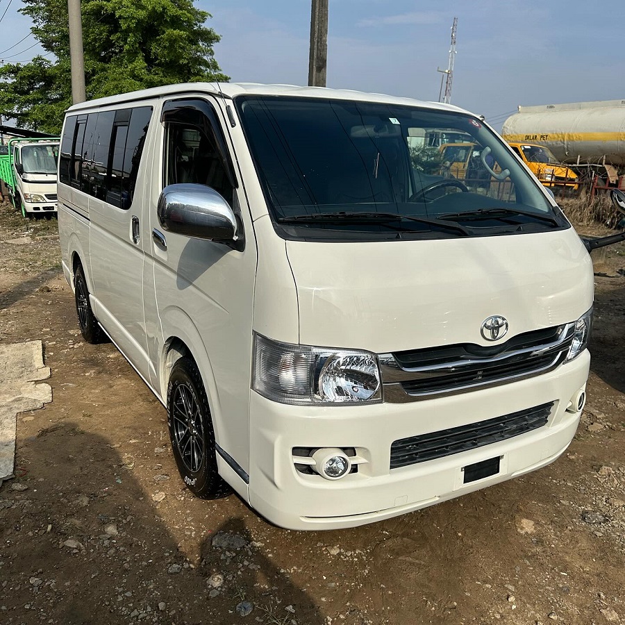 Used Toyota Hiace Bus 15-Seater Diesel LHD Model