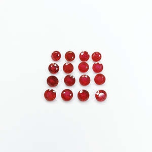 Rubis naturels de Bangkok, ronds calibrés, pierres précieuses brutes de 6 mm et 7 mm, taille brillant, qualité AAA, traitement thermique pour accessoires de bijouterie - Product Image 1