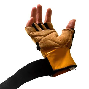 Vente en gros de gants de gardien de but professionnels en cuir à impression personnalisée pour le cyclisme, le football et la salle de sport Gants d'haltérophilie - Product Image 4