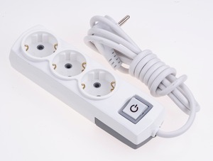 Multiprise Schuko 2/3/4/6 voies avec interrupteur, protection enfant, mise à la terre, câble 3G1.0 mm², 1m/2m/3m/5m - Product Image 2