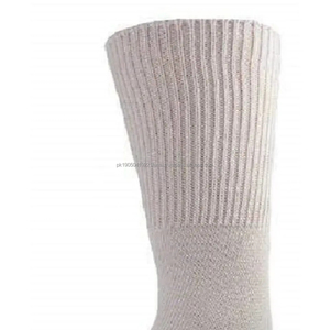 Calcetines deportivos de fútbol americano 2025, ropa deportiva cómoda de longitud personalizada para el verano, fabricados en Pakistán - Product Image 3