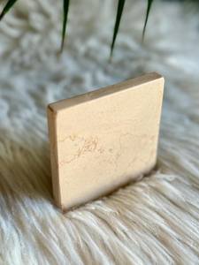 Sous-verres carrés en marbre de Trani faits à la main, vaisselle en pierre naturelle, articles ménagers - Product Image 5