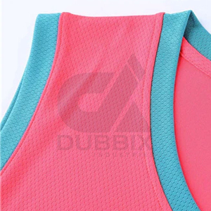 Fabricant pakistanais, faible MOQ, uniforme de basket-ball sans manches en polyester 100% 3D pour hommes, antibactérien, séchage rapide, en vente - Product Image 5