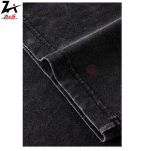 Conjunto de camiseta de manga corta informal de verano para hombre con estilo y pantalones cortos a juego, traje corto doble de dos piezas desgastado lavado con ácido - Product Image 3