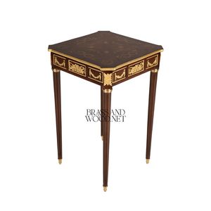 Table d'appoint carrée de style français de luxe avec incrustation florale en marqueterie et accents en laiton doré orné pour un décor de palais classique - Product Image 6