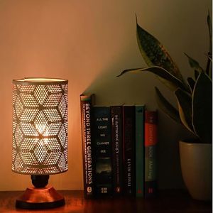 Lampe de chevet en fer gravé à la main de style marocain, écologique, lumière décorative de bureau, décoration intérieure pour l'inauguration d'une maison - Product Image 4