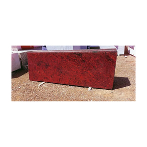 Pierre polie en granit rouge Jhansi durable pour décoration extérieure et intérieure du fournisseur indien - Product Image 1