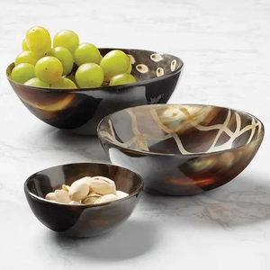 Bol à salade en corne de buffle d'eau véritable, écologique, sculpté à la main, design simple, décoration d'intérieur par Crescent Crafts - Product Image 6