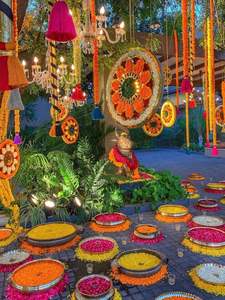 Vente en gros de Lots de décoration de mariage indien Mehndi décor parapluie fête Parasol mariage décor guirlande - Product Image 2