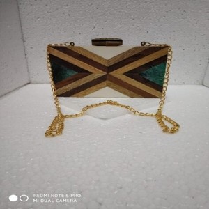 Bolso de Mano Plegable Multifuncional Portátil de Cristal Clásico Hecho a Mano en Color Blanco - Product Image 2