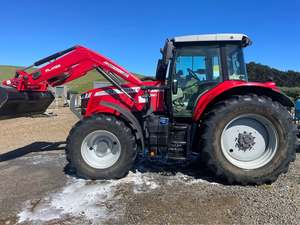 Tractor Agrícola Massey Ferguson 7715 S de 150HP, 4WD, con Transmisión de Engranajes y Motor Deutz, Color Rojo - Product Image 1