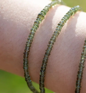 Bracelet en perles de MOLDAVITE facetté en forme de rondelle, bijoux en téktite avec certification - Product Image 3