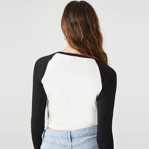 Ropa de verano 180 Gsm, diseño ajustado a la moda, cuello redondo, mangas completas, diseño corto de alta calidad, camisas de manga larga para mujer - Product Image 4