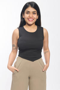 เสื้อครอปแขนกุดสีดำผ้าสแปนเด็กซ์ถักสายเดี่ยวสำหรับผู้หญิง - Product Image 4