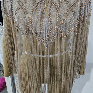 ชุดราตรีผ้าชีฟองปักมือประดับคริสตัลและพู่ห้อย ดีไซน์สวยหรู เหมาะสำหรับงานปาร์ตี้และคลับ ประดับด้วยลูกปัดวิบวับ หรูหรา - Product Image 1