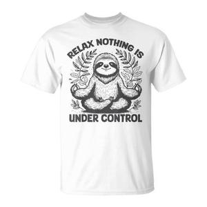 Relájate, nada está bajo control, camiseta linda de yoga con diseño de perezoso - Product Image 1