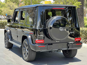 Mercedes-Benz Clase G G 550 4MATIC 2023 Impecable - Product Image 3