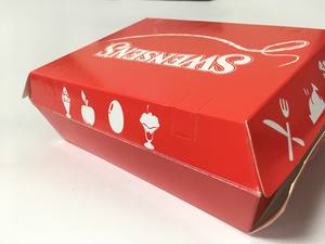 แผ่น PP พับได้หลายสีเป็นมิตรกับสิ่งแวดล้อมหรูหราบรรจุภัณฑ์รองเท้าแบรนด์ที่กำหนดเองกล่องกระดาษลูกฟูกดีไซน์เรียบง่ายสำหรับ - Product Image 5