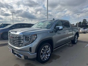 GMC Sierra 1500 Denali 2023 Usada en Buen Estado, Cabina Doble 4 Puertas, Tracción en las 4 Ruedas, 5.8 pies SB - Product Image 3