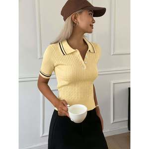 Pull en tricot torsadé uni pour femme - Product Image 2