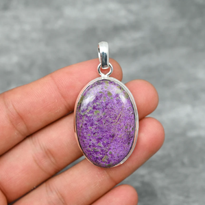 จี้อัญมณีสีม่วงม่วงทำมือที่สวยงามเครื่องประดับที่เป็นเอกลักษณ์และมีสีสันสำหรับทุกโอกาส - Product Image 3