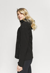 Veste softshell Brenham noire pour femmes avec logo personnalisé en gros Vestes d'extérieur de course à pied à manches longues et coupe-vent à prix d'usine - Product Image 4