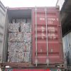 Bales de rebuts de canettes en aluminium compressées, enveloppées de plastique pour le recyclage - Product Image 2