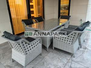 Annapark ชุดเฟอร์นิเจอร์หวายคุณภาพสูงสำหรับสวนโต๊ะรับประทานอาหารและเก้าอี้สำหรับลานกลางแจ้งสำหรับบ้านวิลล่าโรงแรม