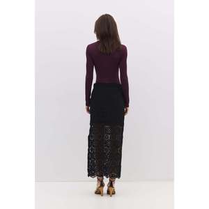 กระโปรงลูกไม้ทรงเอไลน์ยาวปานกลาง - Product Image 4