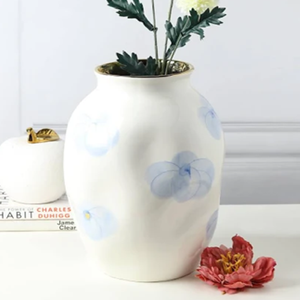 Jarrón cilíndrico de cerámica moteado azul y beige con base marrón para decoraciones de hoteles de oficina en casa disponible a precios al por mayor - Product Image 5