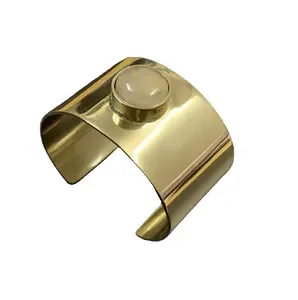 2026 Bijoux pour femmes en Europe, Meilleures ventes : Bracelet large manchette en strass, Bijoux ethniques à patine naturelle, Design de bracelets et manchettes - Product Image 1