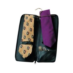 Funda organizadora de corbata personalizada, de cuero PU, de Color negro, con provisión para sujetar 2 corbata - Product Image 1