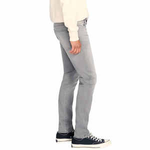 Vente en gros de pantalons décontractés en denim de meilleure qualité pour hommes, pantalons en jean de couleur unie respirants et confortables à la mode - Product Image 5