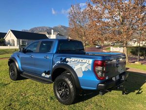 2023 Ford Ranger Raptor 3,0 Eco Boost V6 Twin Turbo Diesel Opciones de combustible eléctrico Caja de cambios automática disponible en volante a la derecha - Product Image 6