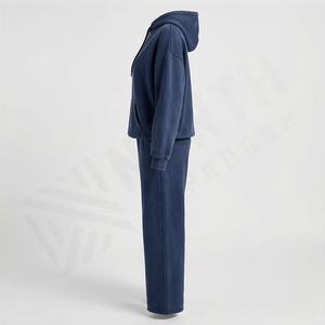 Ensemble de survêtement pour femmes avec logo en strass, pantalon évasé, deux pièces, tenue d'automne et d'hiver, costume pour femmes, tenue de sport décontractée de qualité supérieure - Product Image 3