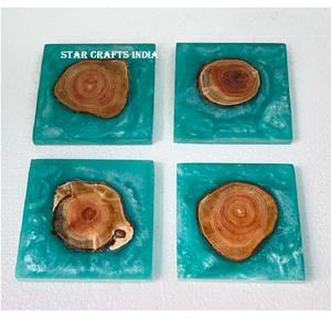 Vente en gros de sous-verres ronds en bois avec logo personnalisé, lot de 4 pièces avec support, sous-verres en résine époxy et bois d'acacia pour boissons - Product Image 3