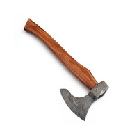 Tomahawks en acier inoxydable forgé de qualité industrielle pour les bûcherons, les chasseurs et les passionnés de bushcraft avec manche en bois fait main